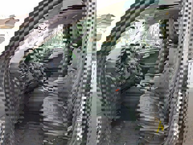 Certified 2023 Ford Escape Platinum w/ Premium Technology Package AWD/4WD image 8