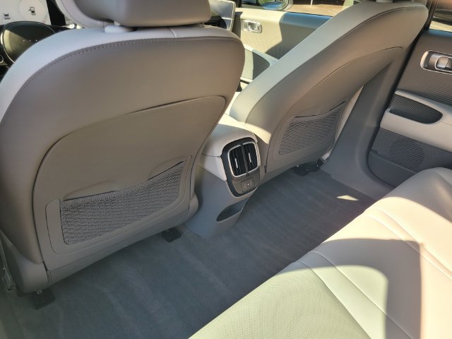 Used 2023 Hyundai Ioniq 6 SEL RWD image 14