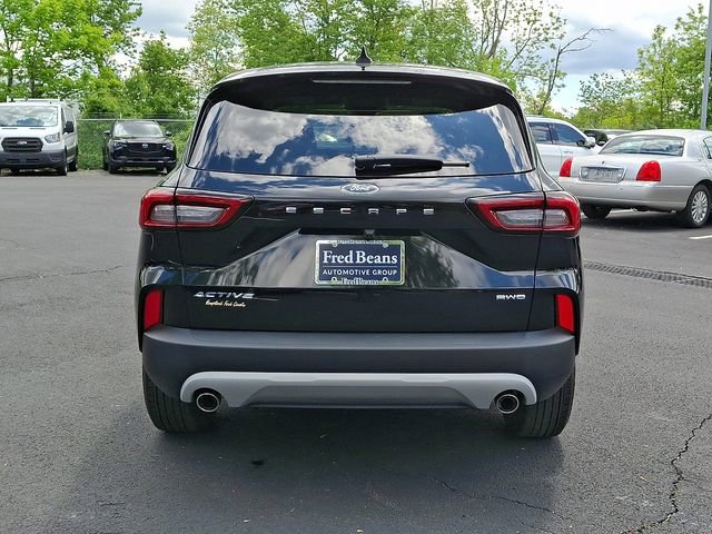 Certified 2023 Ford Escape Active AWD/4WD image 11