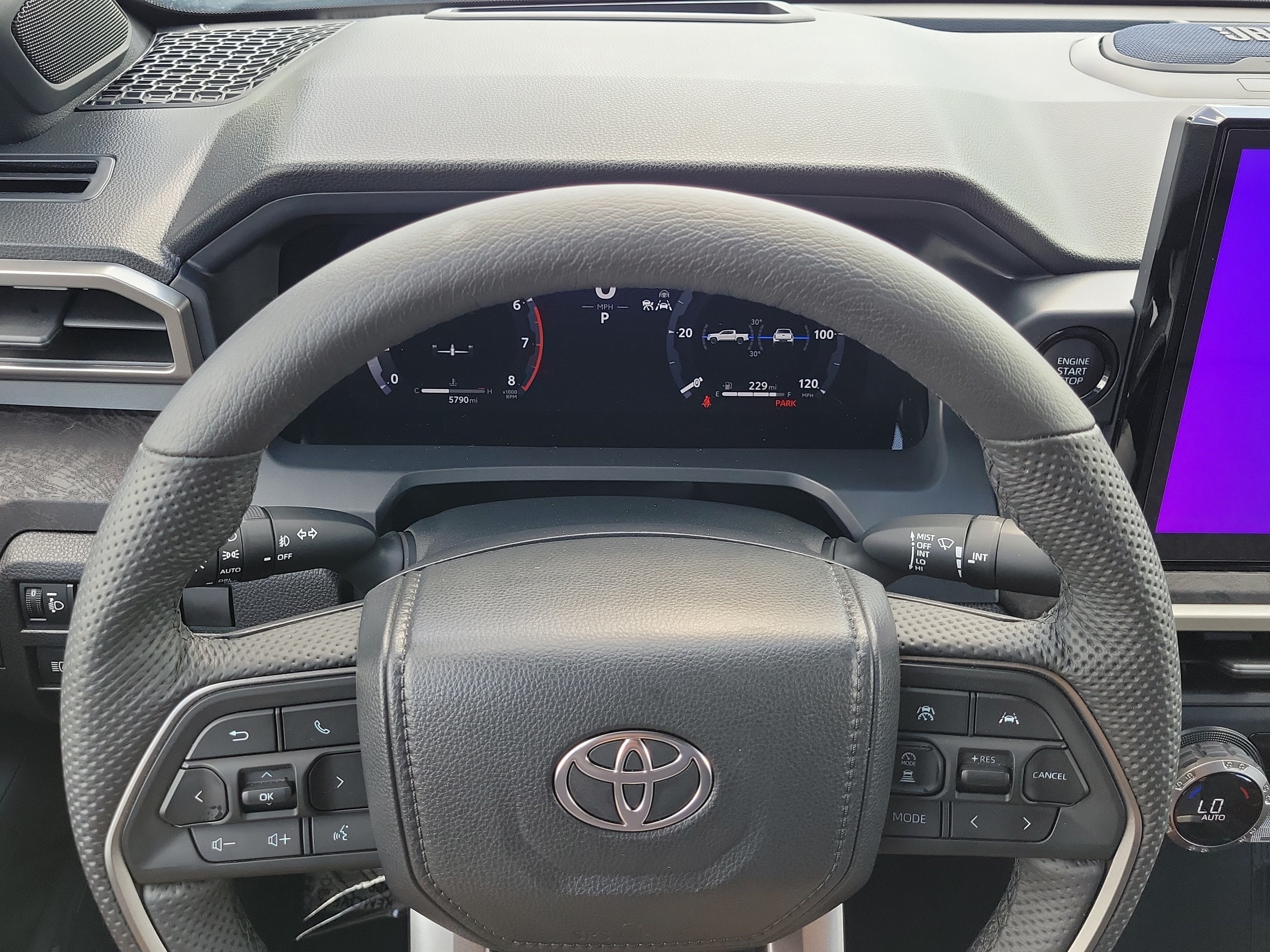 Used 2026 Toyota Tacoma Limited AWD/4WD image 21