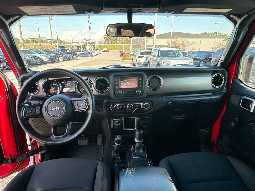 Used 2018 Jeep Wrangler Unlimited Sport image 7