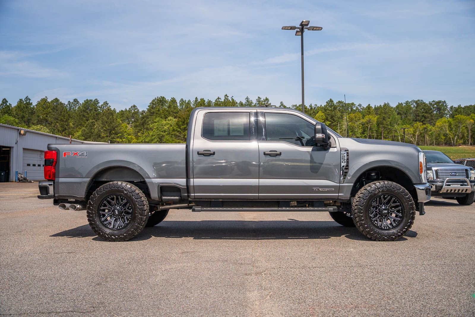 Certified 2025 Ford F250 XLT w/ 360-Degree Camera Package AWD/4WD image 9