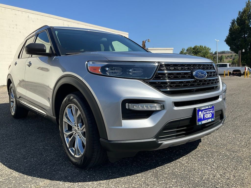 Certified 2022 Ford Explorer XLT w/ Equipment Group 202A image 21