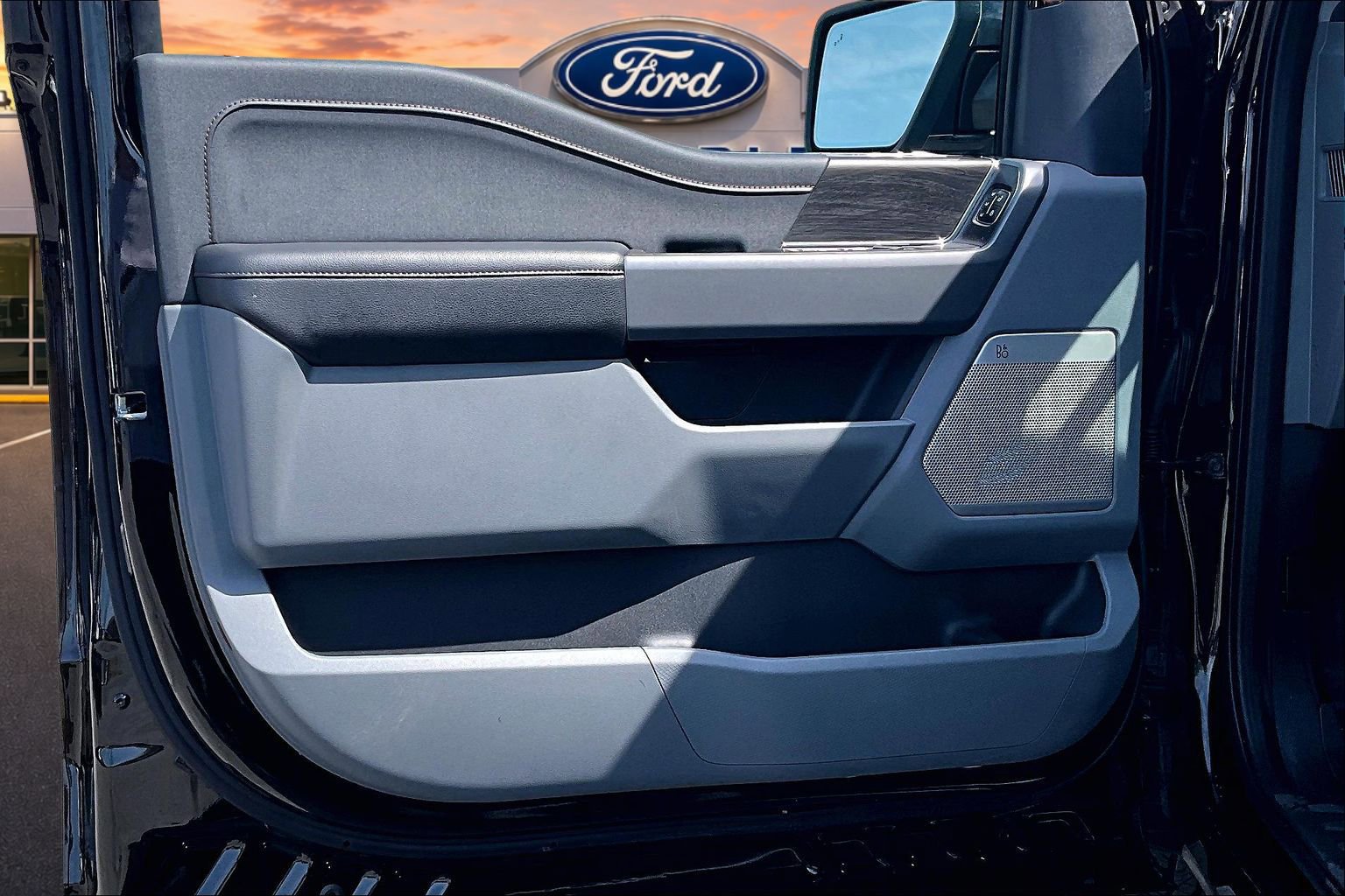 Certified 2025 Ford F150 Lariat w/ Equipment Group 502A High AWD/4WD image 24