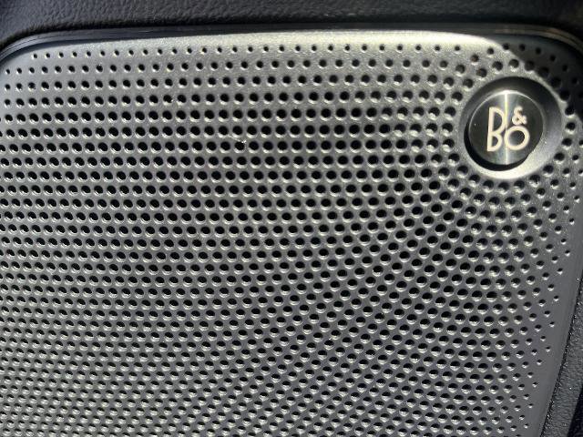 Certified 2022 Ford Escape SEL w/ SEL Stealth AWD Package image 21