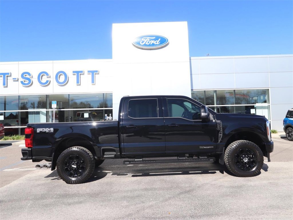 Certified 2024 Ford F250 Lariat w/ Black Appearance Package image 6