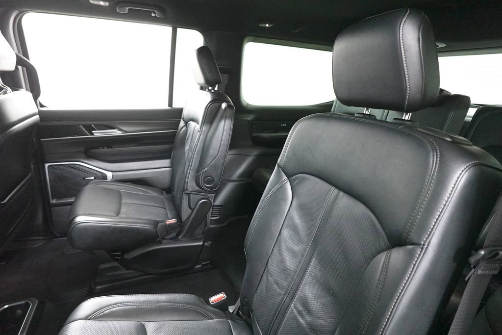 Used 2024 Jeep Wagoneer Series II image 26