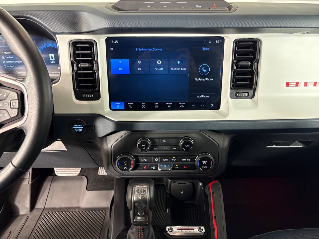 Certified 2025 Ford Bronco Heritage Edition AWD/4WD image 32