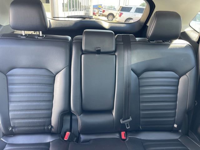 Certified 2022 Ford Edge SEL w/ Convenience Package AWD/4WD image 12