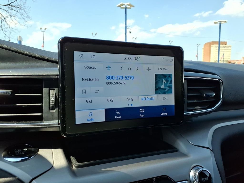 Certified 2023 Ford Explorer XLT w/ Equipment Group 202A AWD/4WD image 21