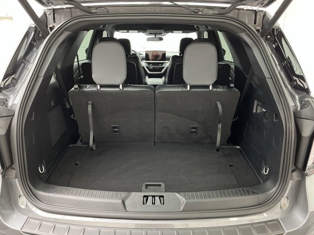 Certified 2025 Ford Explorer ST-Line AWD/4WD image 31