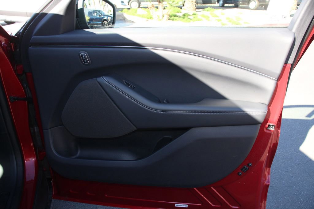 Certified 2024 Ford Mustang Mach-E Select image 27