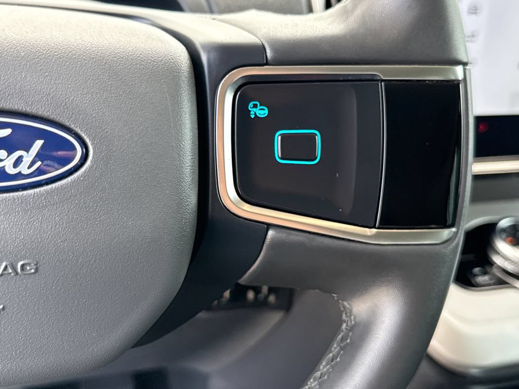 Certified 2025 Ford Expedition Active RWD image 17