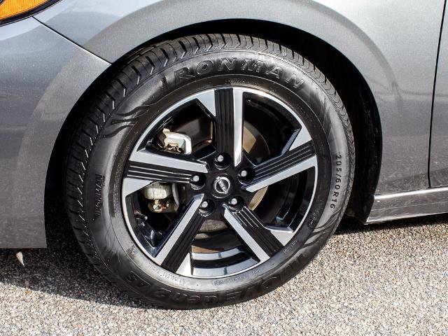 Used 2024 Nissan Sentra SV image 5