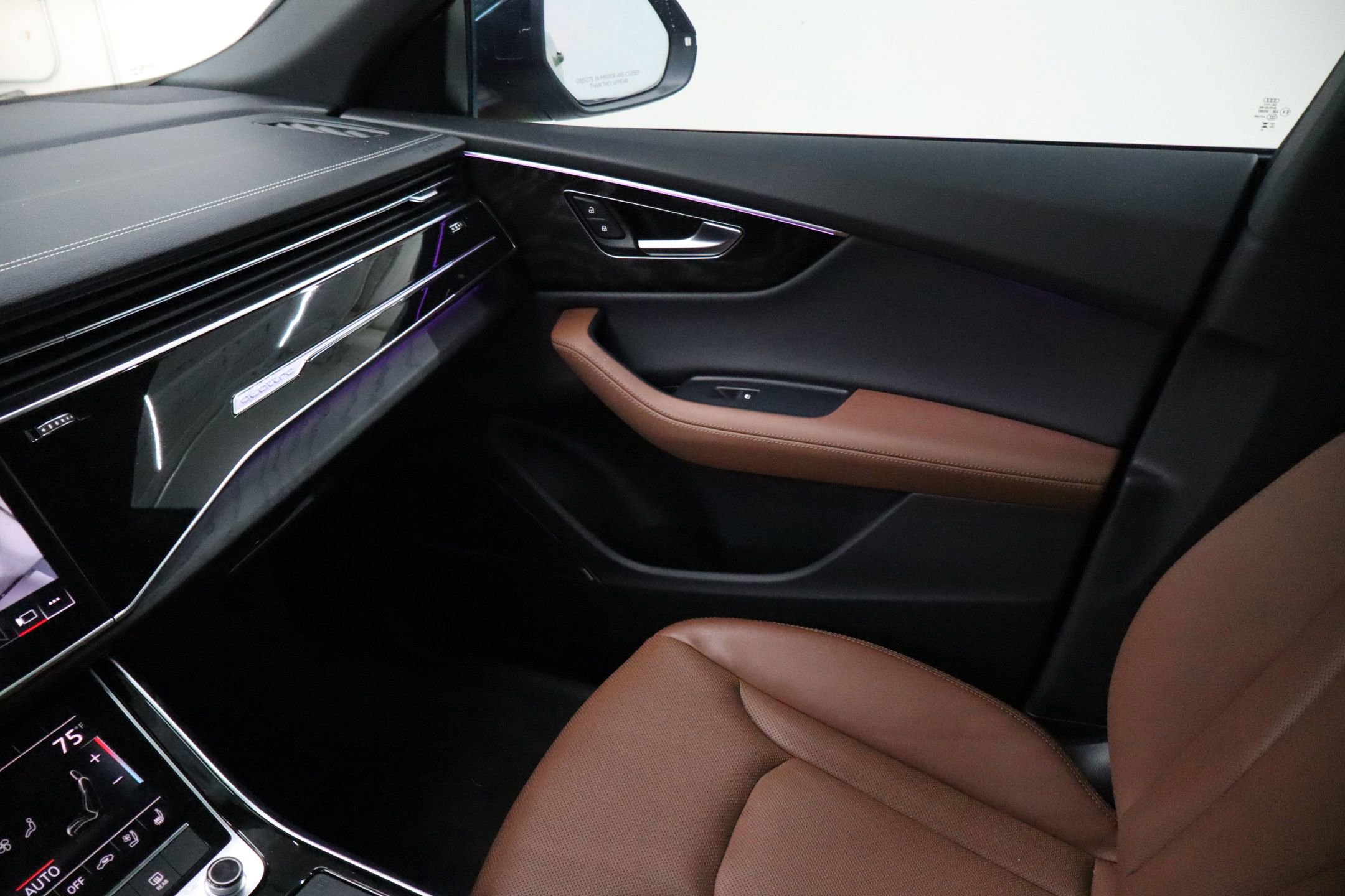 Used 2023 Audi Q8 Premium Plus w/ Premium Plus Package image 25