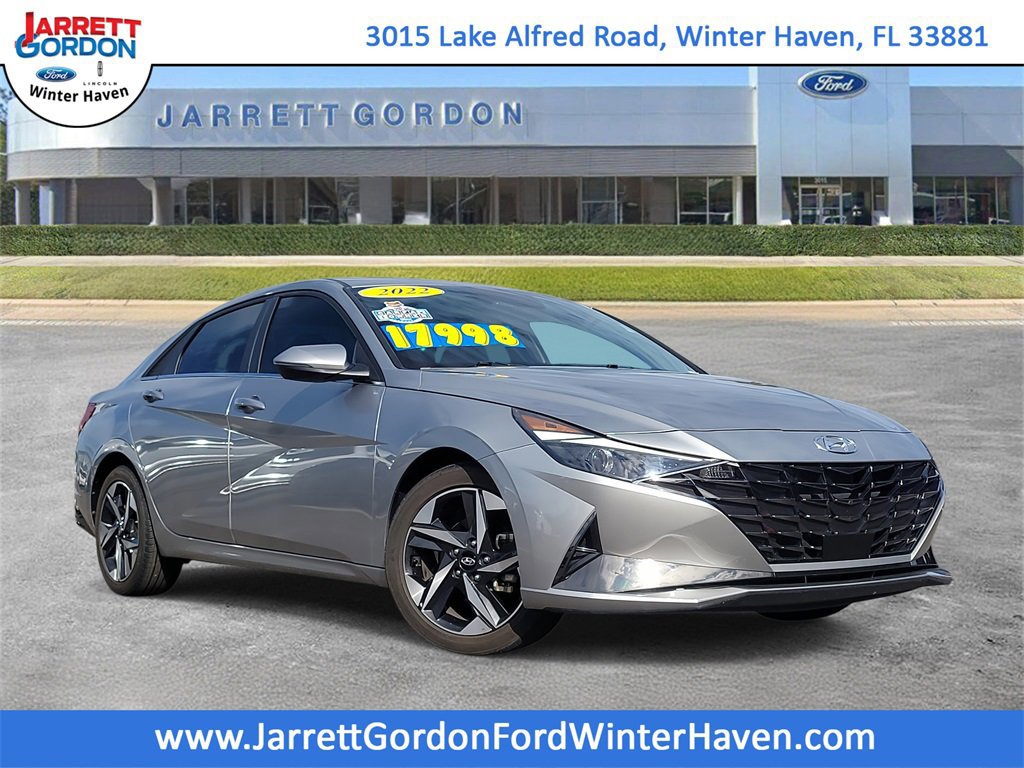 Used 2022 Hyundai Elantra SEL w/ Convenience + Premium Package image 4