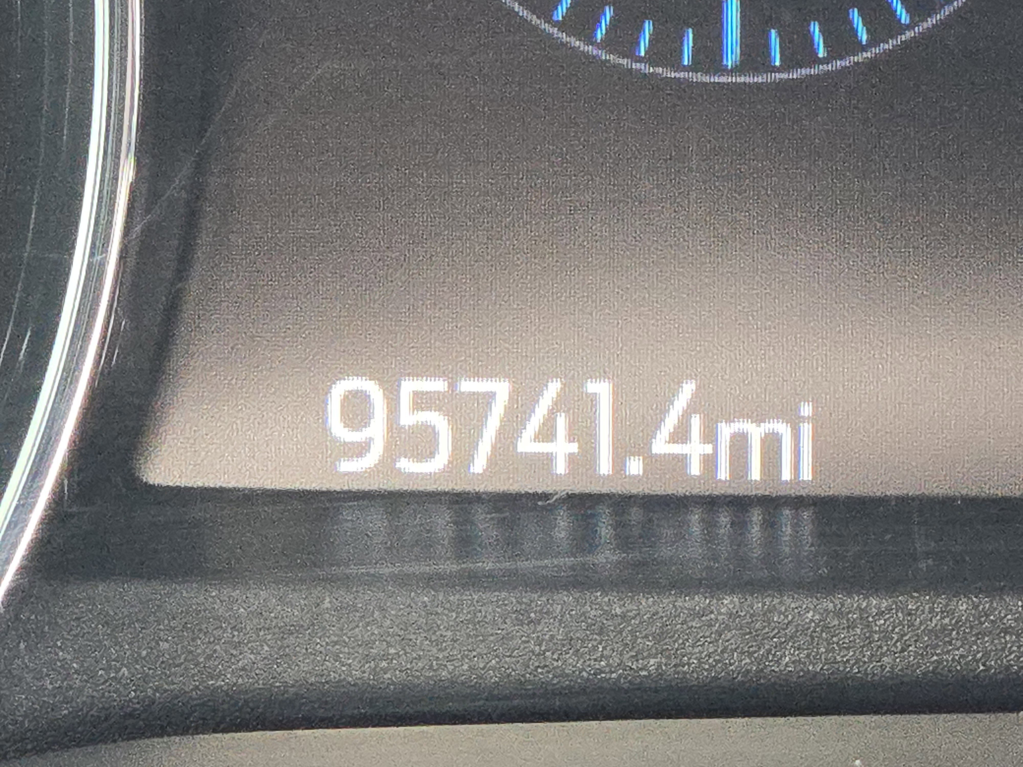 Certified 2022 Ford F350 Lariat w/ Lariat Ultimate Package image 13