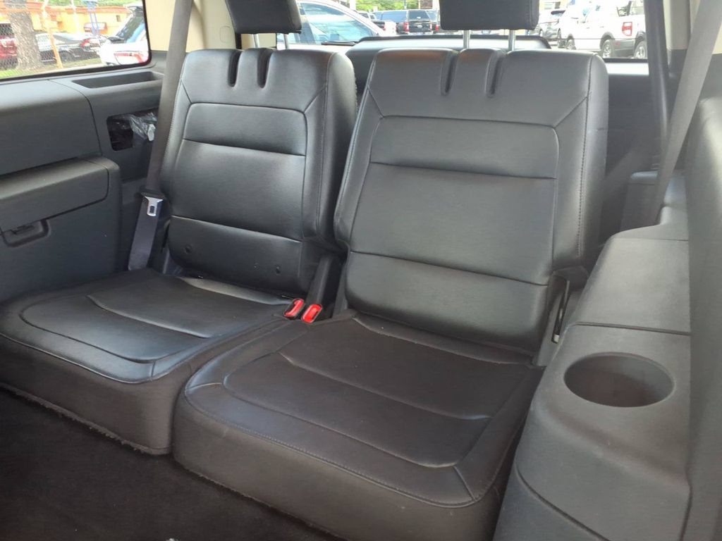 Certified 2019 Ford Flex SEL w/ Equipment Group 202A AWD/4WD image 11