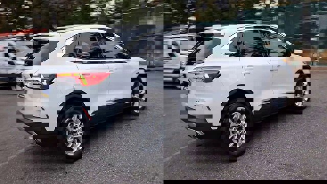 Certified 2022 Ford Escape SE w/ Convenience Package image 8