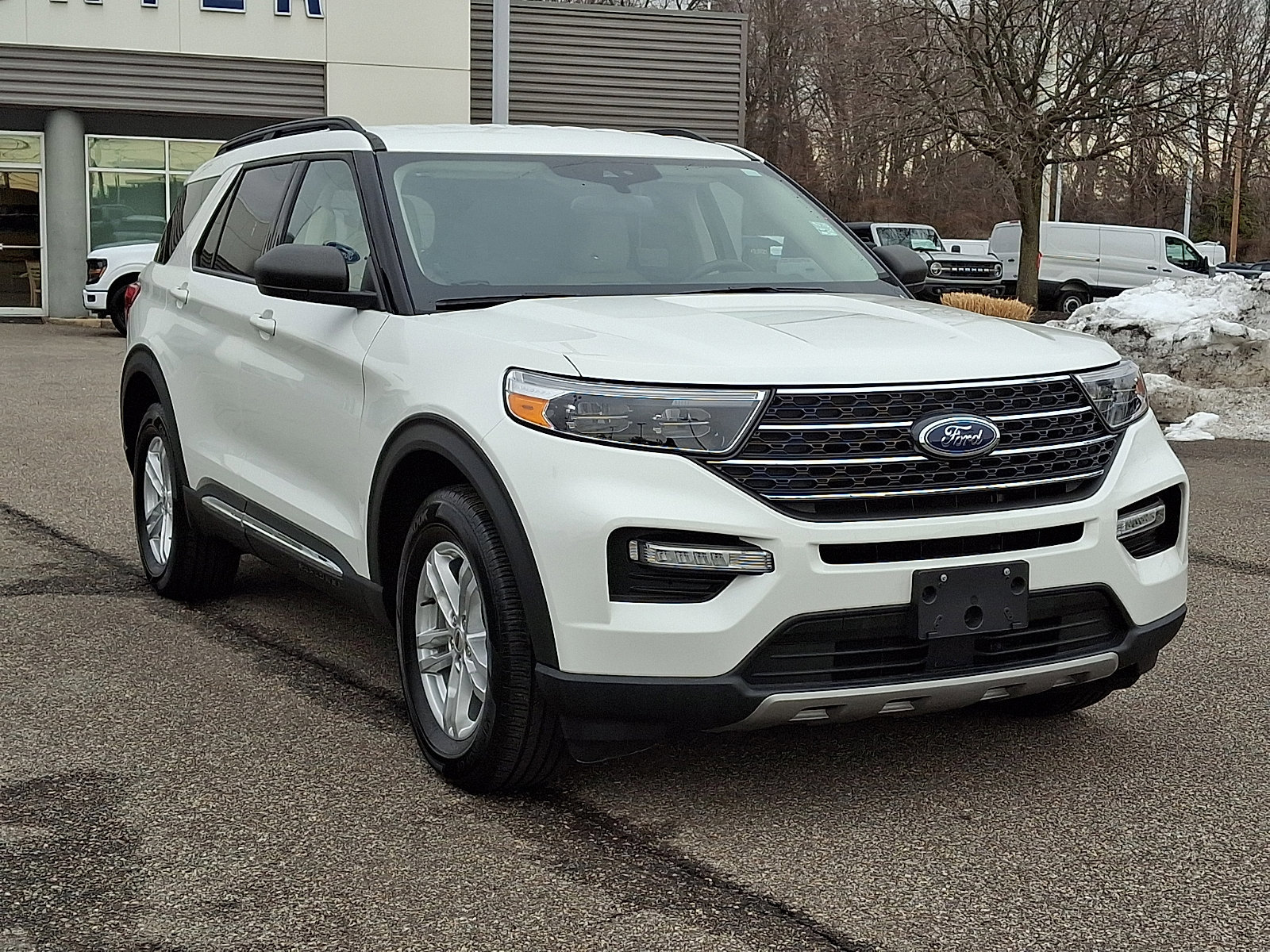 Certified 2023 Ford Explorer XLT w/ Equipment Group 202A image 11