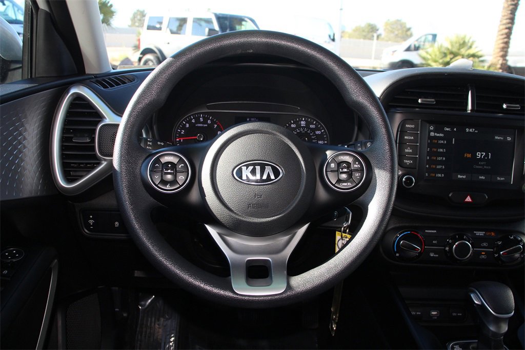 Used 2020 Kia Soul LX image 16