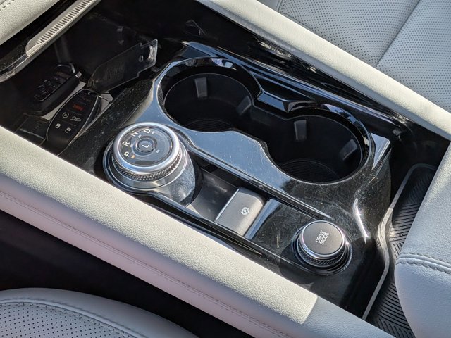 Certified 2025 Ford Explorer Platinum w/ Ultimate Package image 24