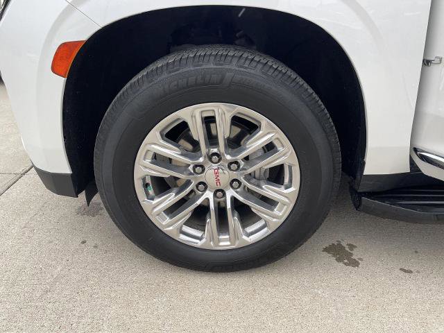 Used 2023 GMC Yukon SLT image 10