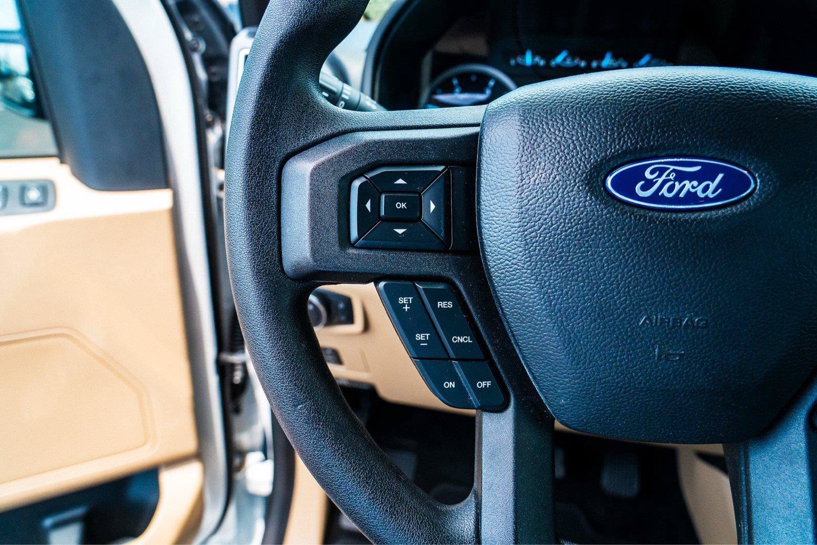 Certified 2019 Ford F350 XLT w/ XLT Premium Package AWD/4WD image 16
