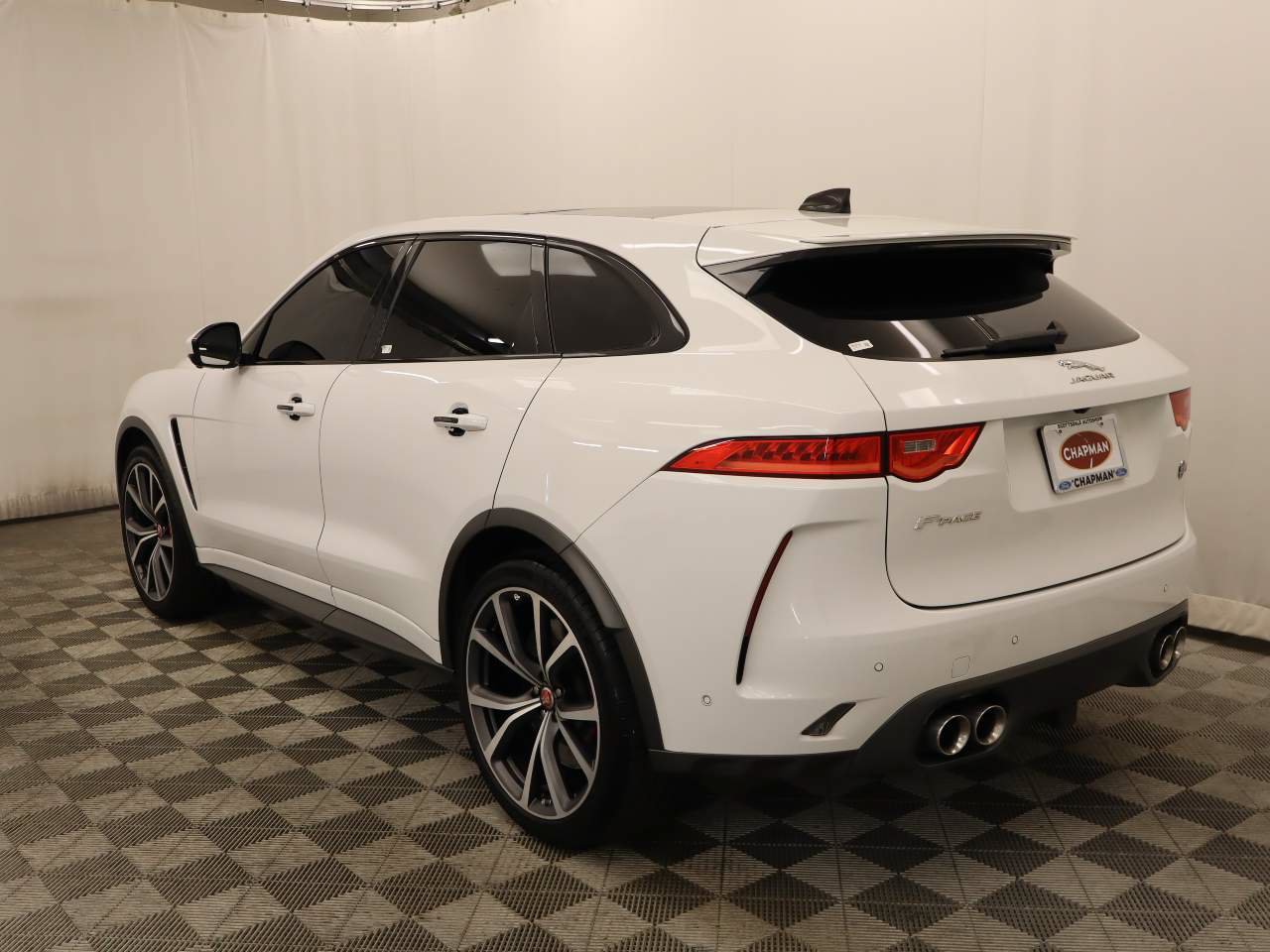 Used 2020 Jaguar F-PACE SVR AWD/4WD image 3