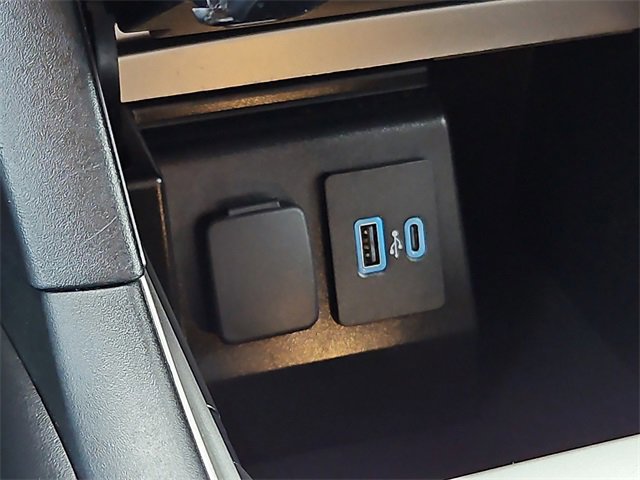 Certified 2022 Ford Explorer XLT image 23