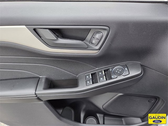 Certified 2022 Ford Escape SE w/ Convenience Package image 18