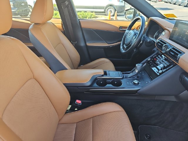 Used 2024 Lexus IS 300 w/ Comfort Package RWD image 11