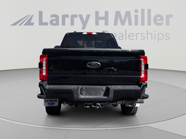 Certified 2024 Ford F350 Lariat w/ Lariat Ultimate Package AWD/4WD image 3