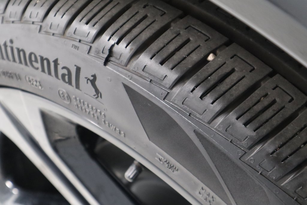 Used 2025 Chevrolet Equinox EV RS image 19