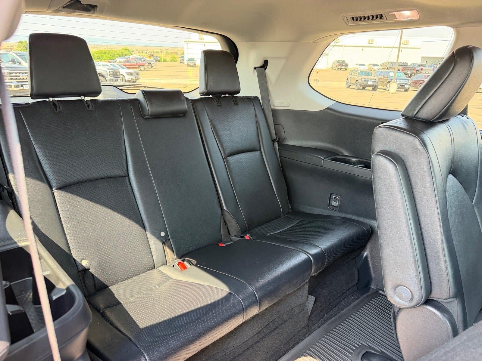 Used 2024 Toyota Grand Highlander AWD image 16