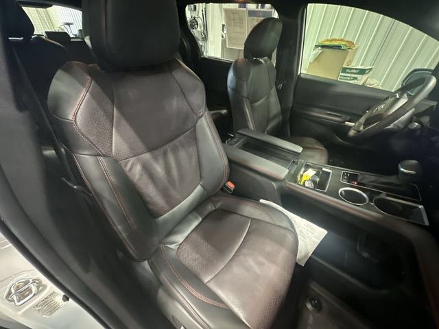 Used 2025 Toyota Sienna XSE w/ XSE Premium Package AWD/4WD image 32