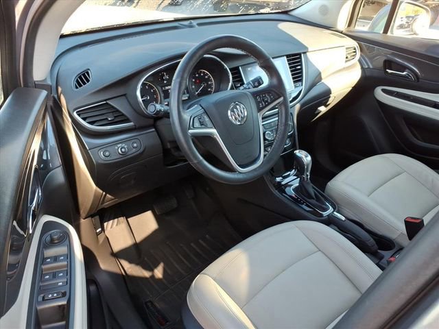 Used 2020 Buick Encore Essence image 18