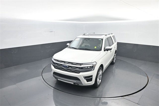 Certified 2024 Ford Expedition Platinum image 22