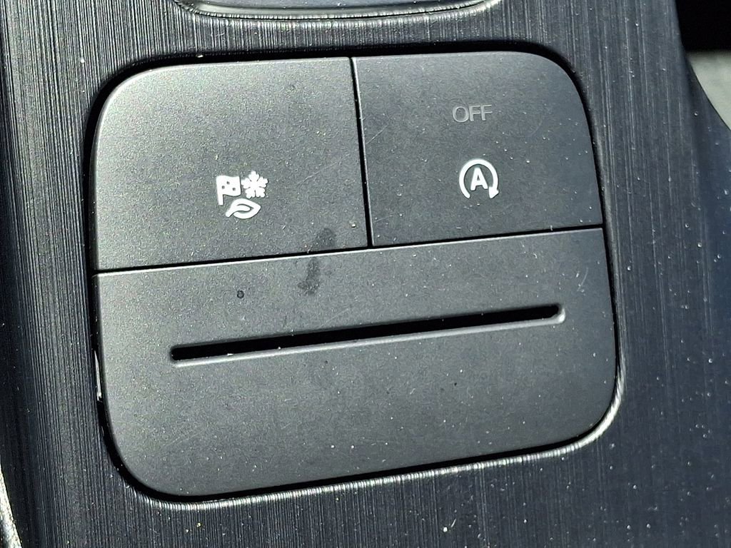 Certified 2022 Ford Escape SE AWD/4WD image 23
