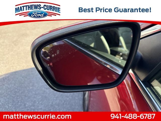 Certified 2020 Ford Escape Titanium w/ Titanium Premium Package 2.0 AWD/4WD image 8