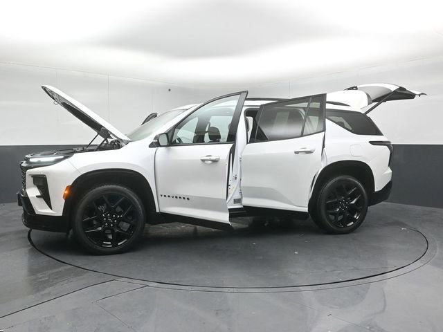 Used 2024 Chevrolet Traverse RS w/ LPO, Floor Liner Package image 45
