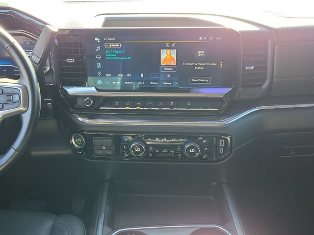Used 2024 Chevrolet Silverado 2500 LTZ w/ LTZ Premium Package AWD/4WD image 25