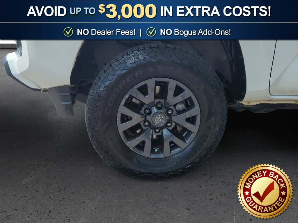 Used 2023 Toyota Tacoma SR AWD/4WD image 13