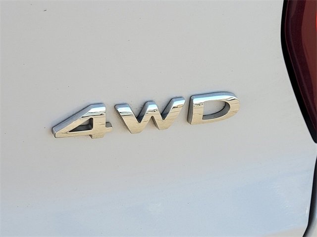 Certified 2018 Ford Explorer XLT w/ Equipment Group 202A image 14