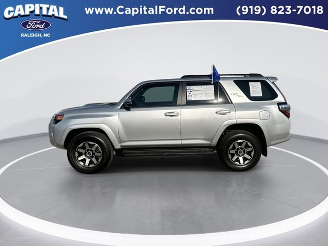 Used 2024 Toyota 4Runner TRD Off-Road Premium image 3