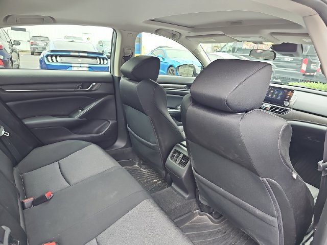 Used 2018 Honda Accord EX image 12