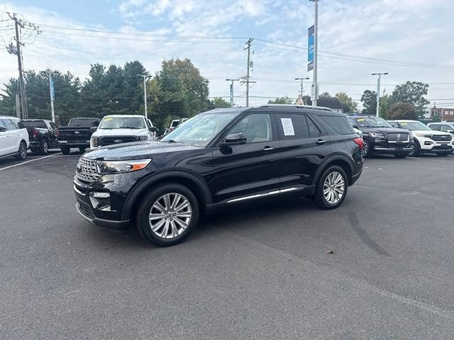 Certified 2022 Ford Explorer Limited w/ Equipment Group 301A AWD/4WD image 3