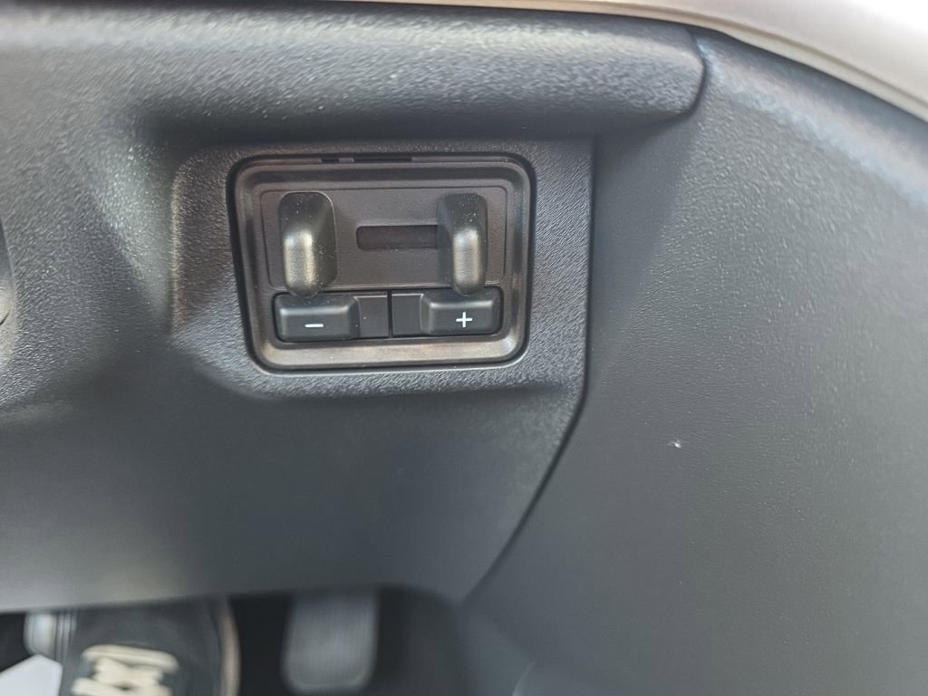 Certified 2025 Ford Expedition Max Active RWD image 11