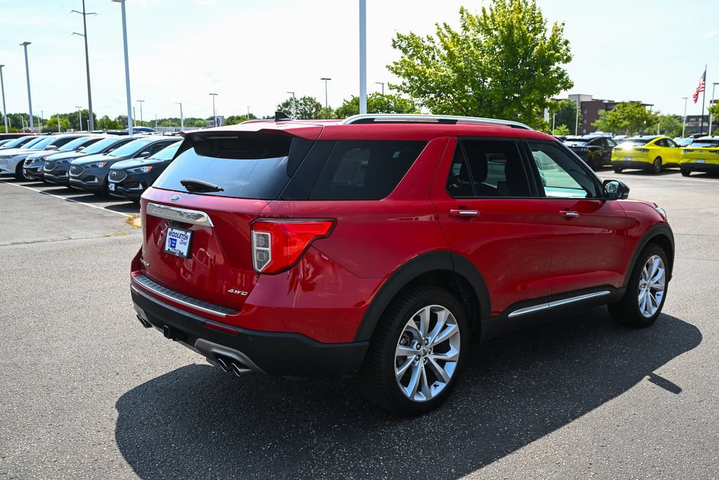 Certified 2022 Ford Explorer Platinum w/ Equipment Group 601A AWD/4WD image 5