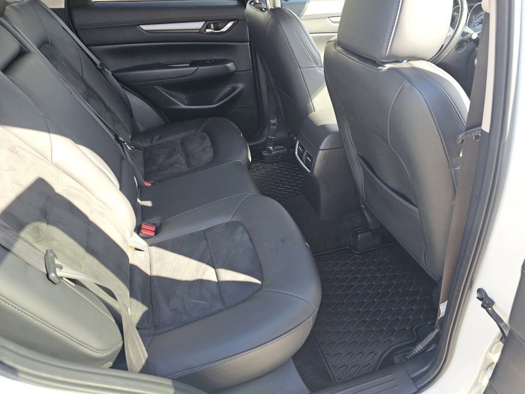 Used 2020 MAZDA CX-5 Touring image 5